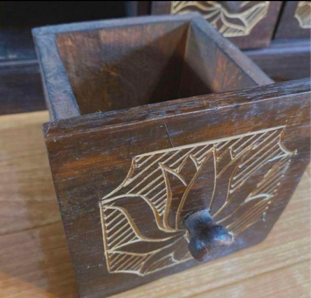 レトロアンティーク家具アジアン家具ディスプレイ棚木製家具ロータス蓮の花手彫り彫刻