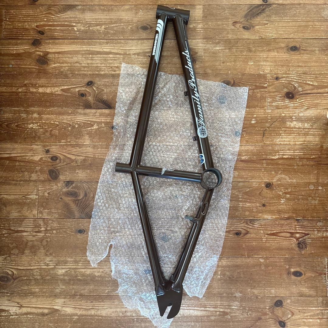 family products バロウズ 前期