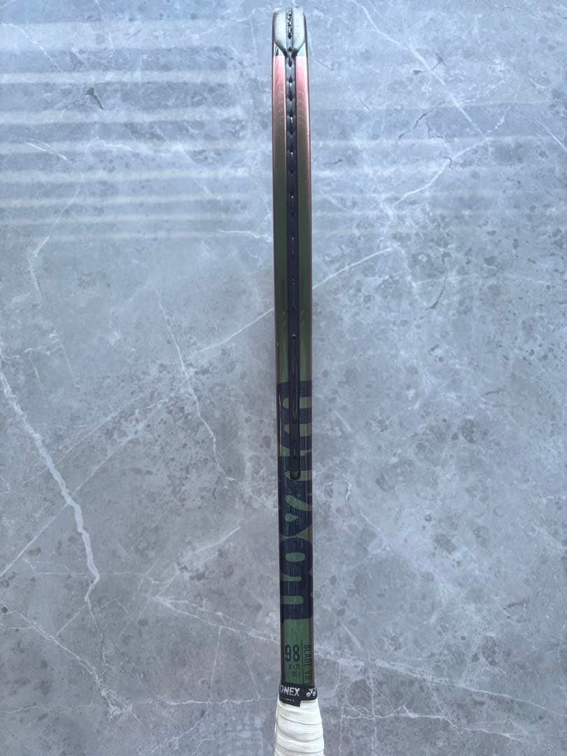 Wilson Blade H22 98 18/20 G4 プロストック