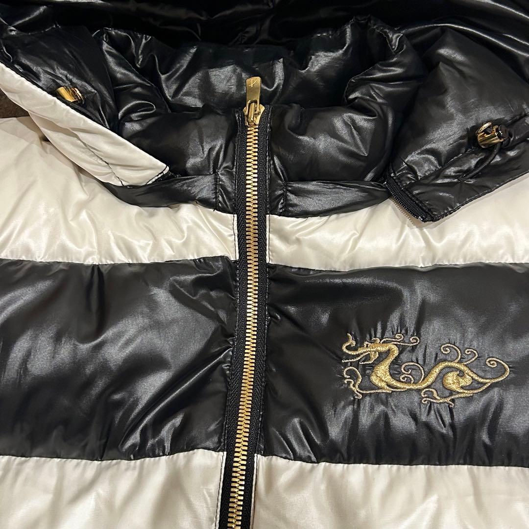 Dance With Dragon 4WAYダウンジャケット 白×黒 ボーダー