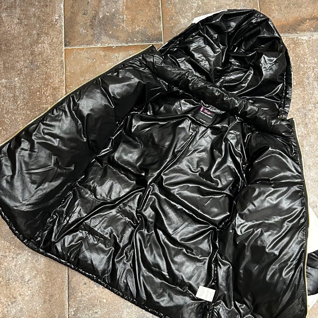 Dance With Dragon 4WAYダウンジャケット 白×黒 ボーダー