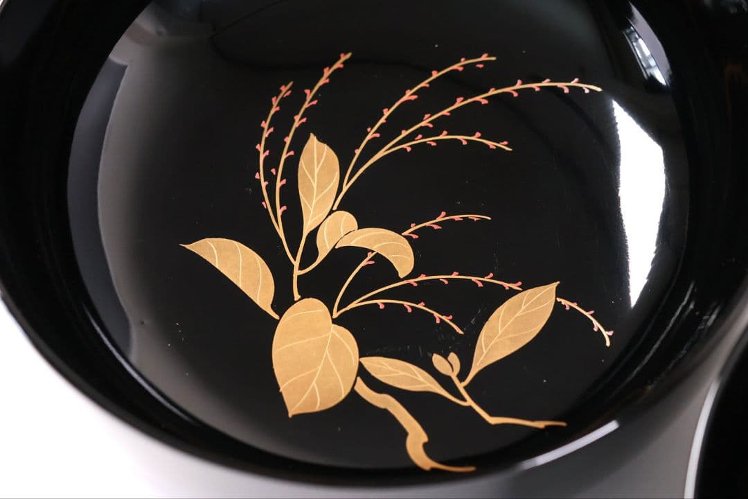 【MB188】天然木漆塗 紫陽花と葵 金蒔絵 螺鈿入 黒塗 煮物椀 二客 昭和期