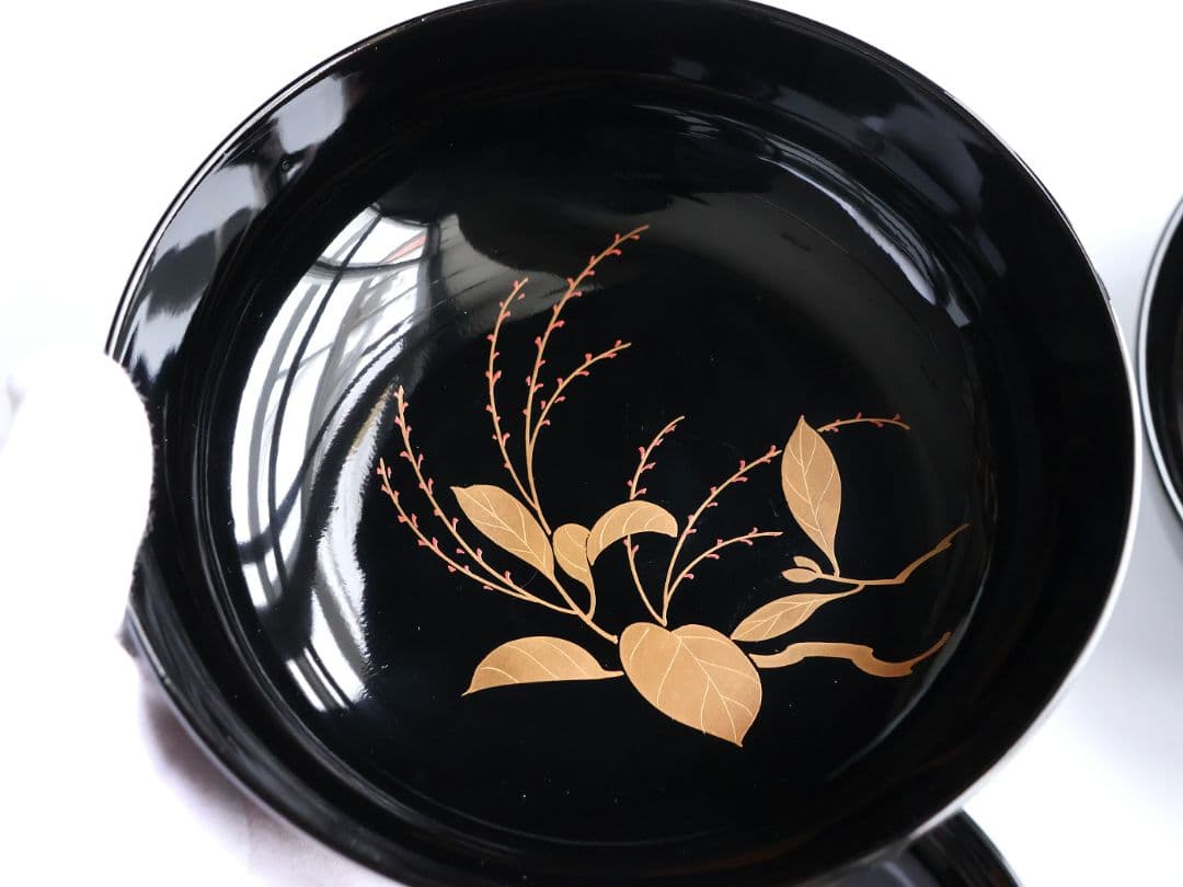 【MB188】天然木漆塗 紫陽花と葵 金蒔絵 螺鈿入 黒塗 煮物椀 二客 昭和期