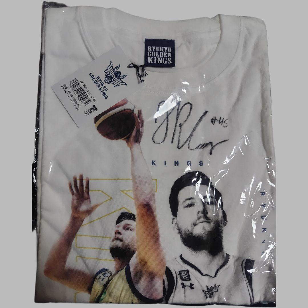 RYUKYU GOLDEN KINGS ＃45　クーリー選手　直筆サイン入り