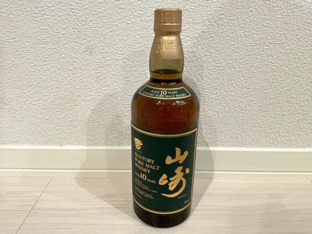 サントリー 山崎10年 ピュアモルトウイスキー　新品未開封品 700ml