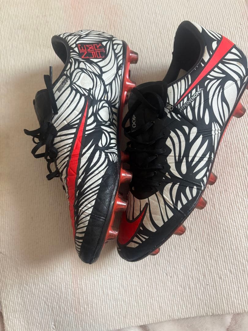 ナイキ サッカースパイク ハイパーヴェノム 24.5 ネイマール HGファントム