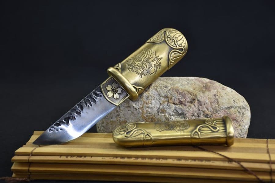 水芙蓉 古兵器   武具　刀装具　日本刀　模造刀   居合刀 短刀