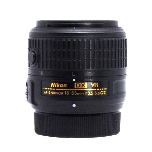 ★ショット数、外観新品級★Wi-Fi搭載★自撮り可能★Nikon D5300★