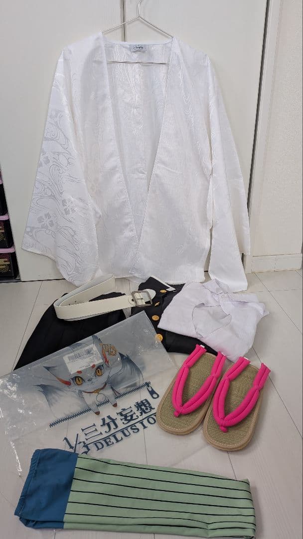 鬼滅の刃　甘露寺蜜璃　コスプレ衣装セット