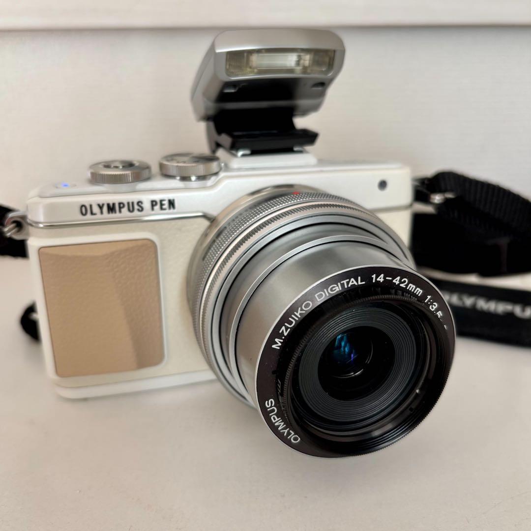 OLYMPUS PEN Lite E-PL7 本体のみ（レンズ有り）