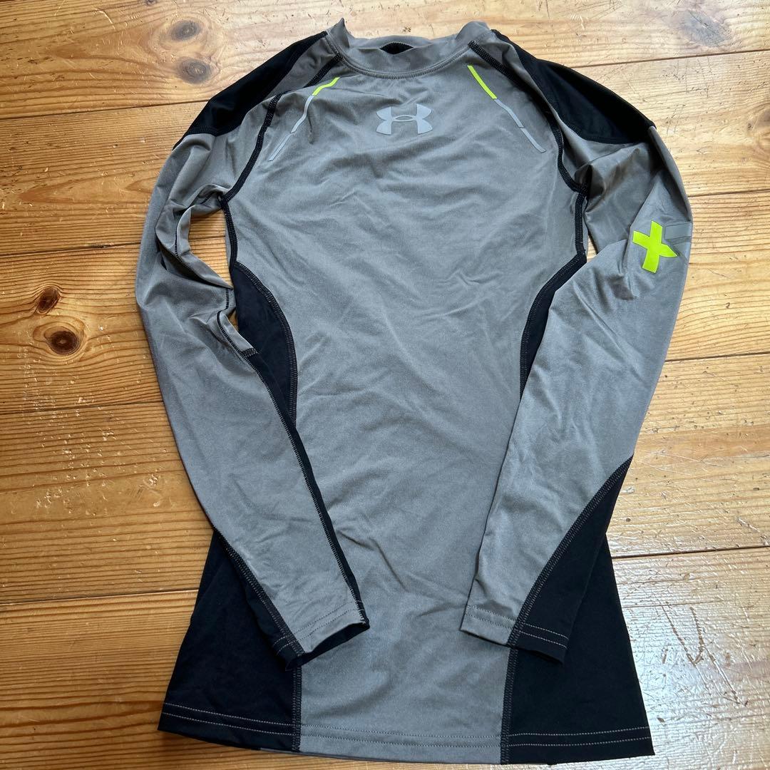 UNDER ARMOUR MD 長袖シャツとRECHARGEタイツセット