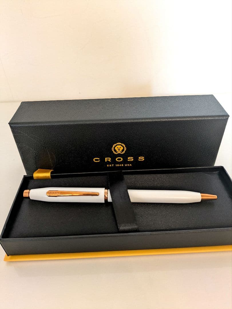 新品 未使用 CROSS クロスボールペン ゴールド ホワイト 箱入り説明書付き