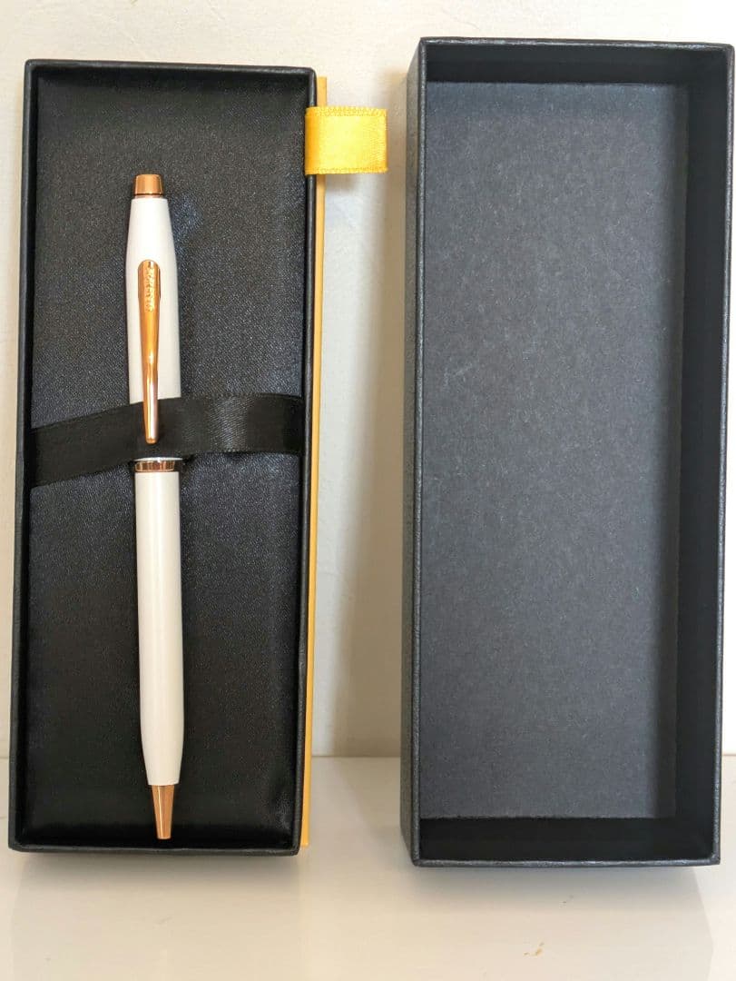 新品 未使用 CROSS クロスボールペン ゴールド ホワイト 箱入り説明書付き