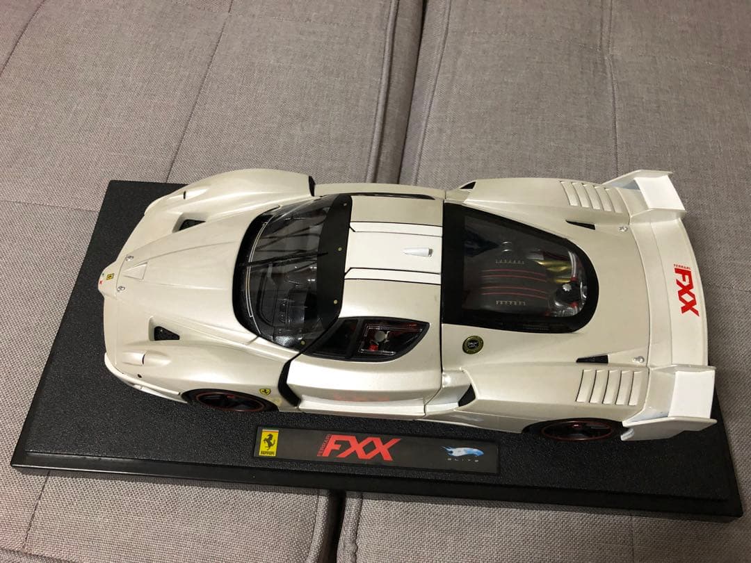1/18 マテル エリート フェラーリ FXX