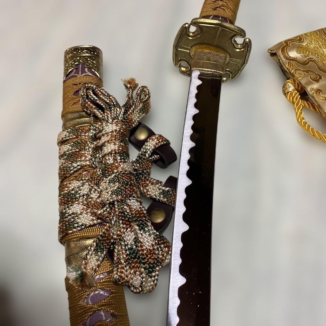 豪華版模造刀(刀袋付) 太刀造り 金茶柄 太刀型金鍔 金呂鞘