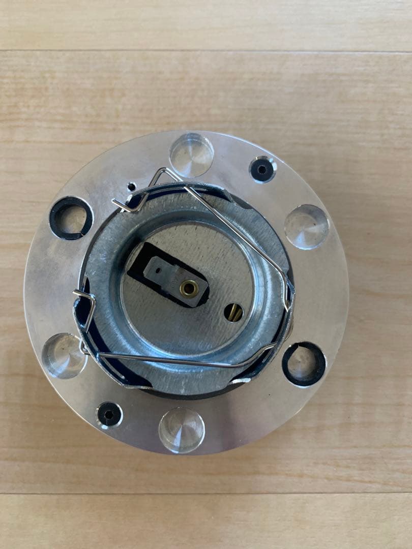 クラシックナルディビッグキャップホーンボタン