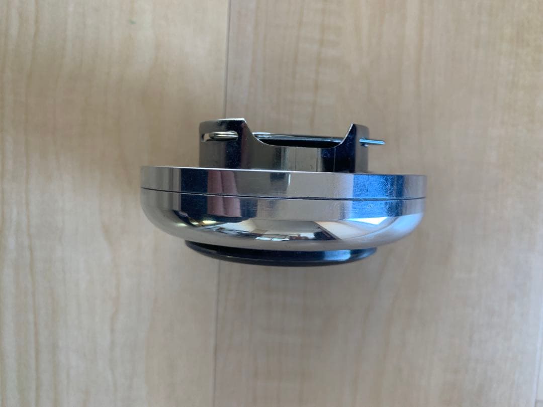 クラシックナルディビッグキャップホーンボタン