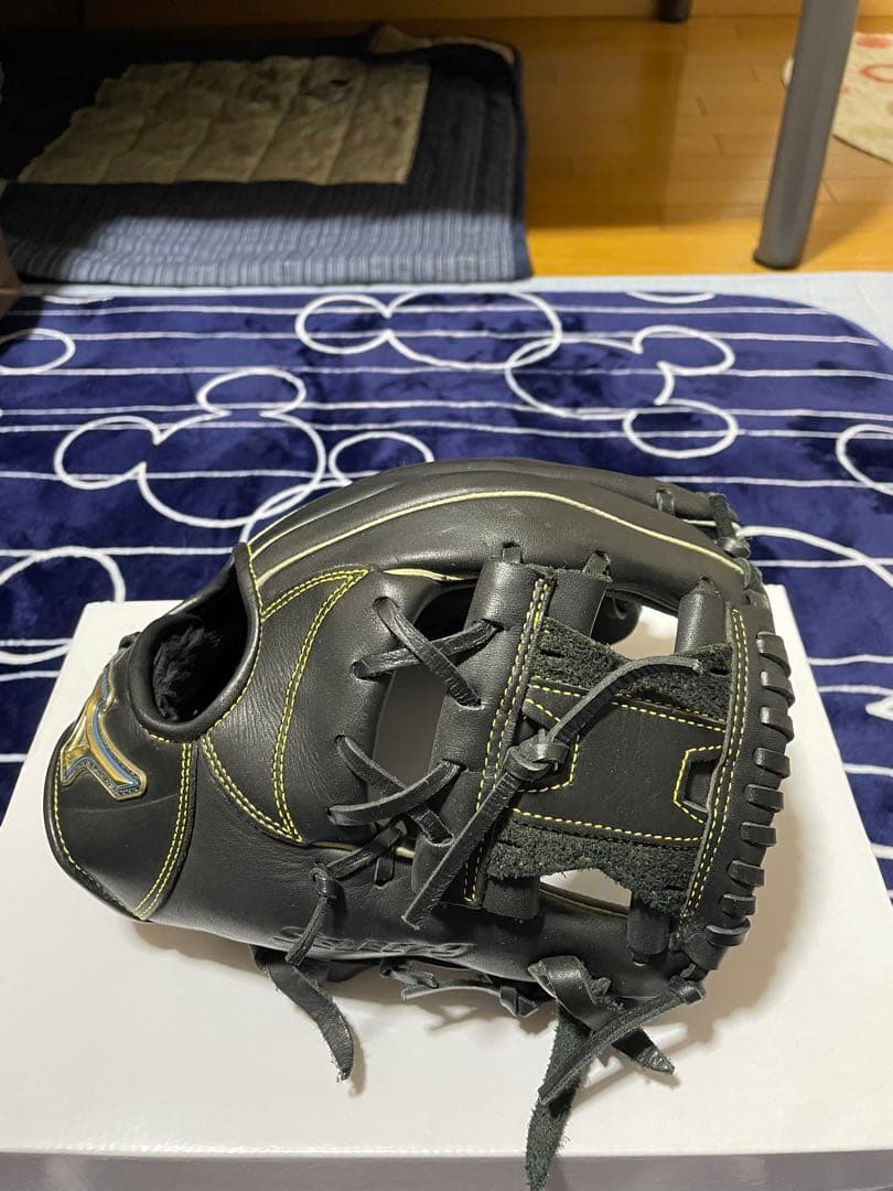 Mizuno セレクト9 軟式グローブ 黒