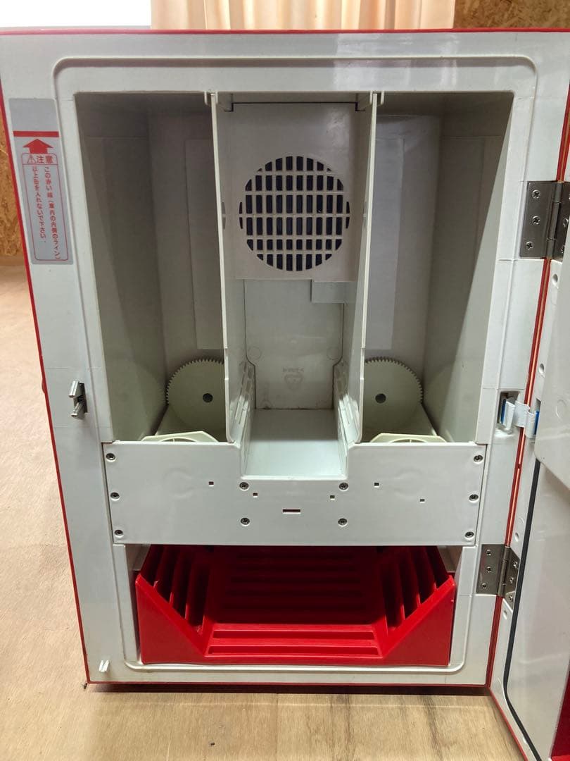 送料込み価格　激レア　希少　早い物勝ち‼︎ Coca-Cola 自動販売機型保冷庫