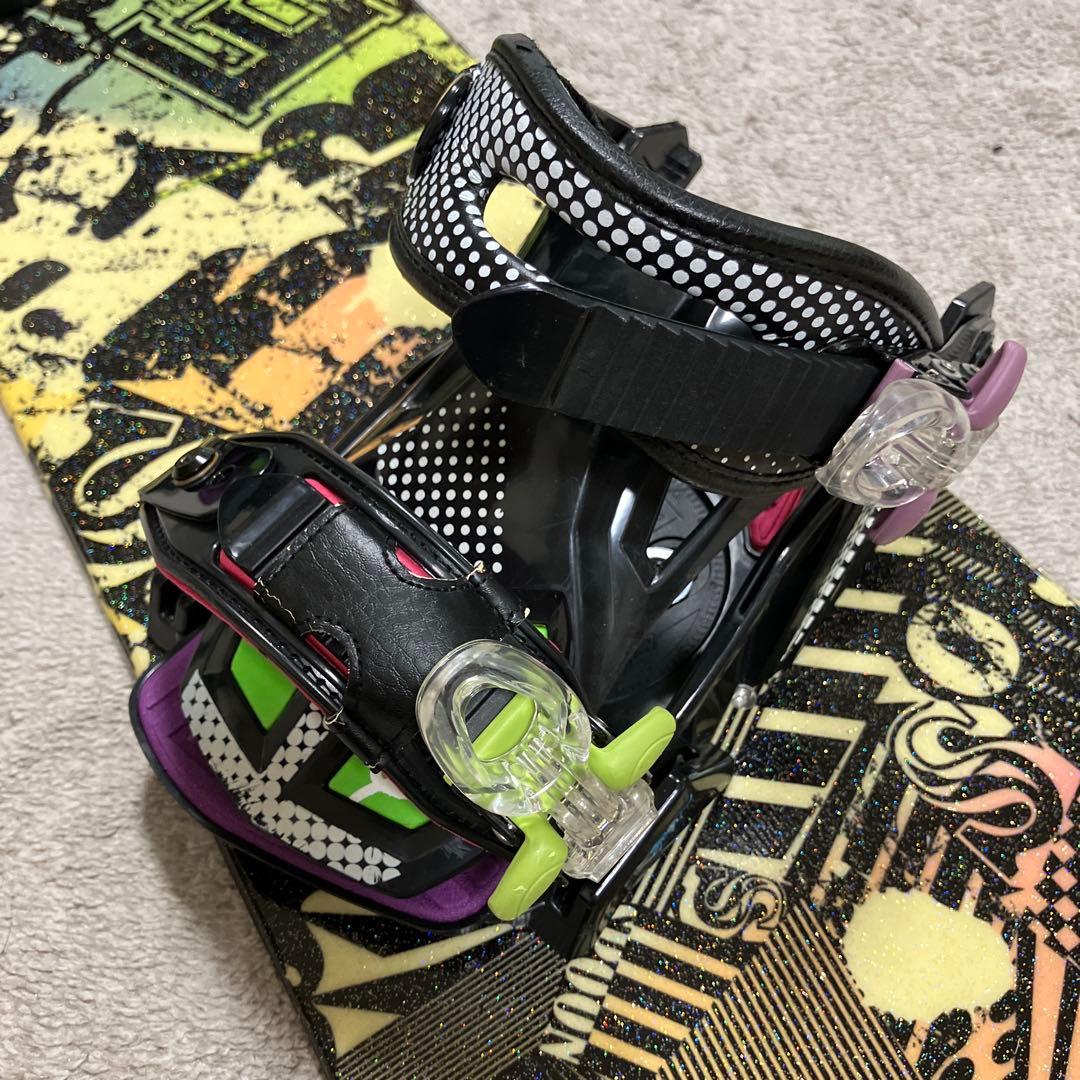 初心者必見！キッズスノーボード4点セット！ビィンディング、ブーツ、ケース付き