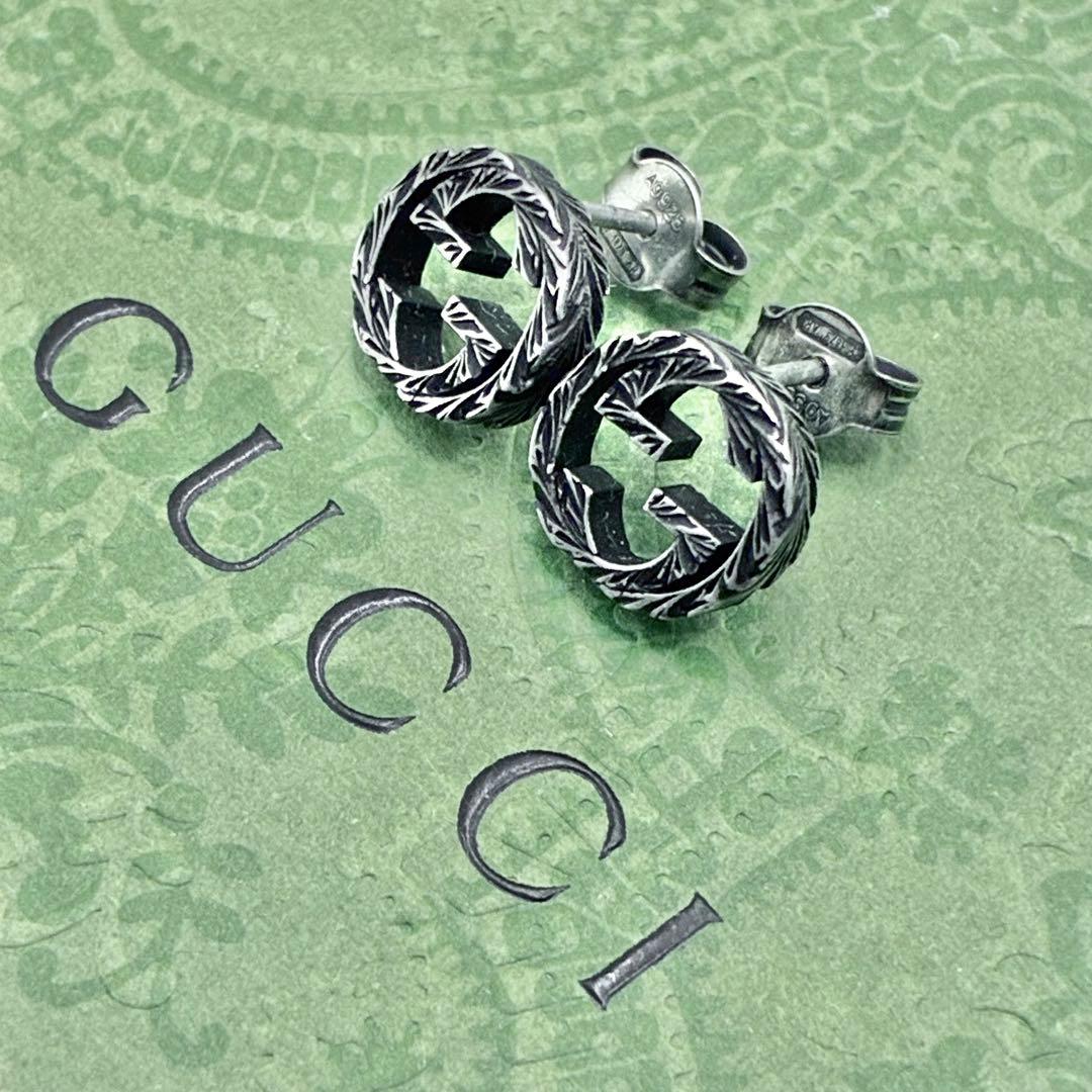 GUCCI グッチ　インターロッキング　ピアス　アラベスク　両耳　燻し　シルバー