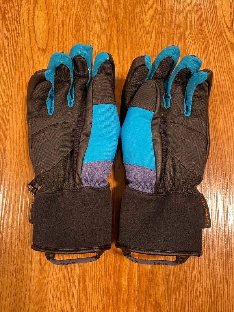 デサント スキーウェア上下 S（グローブ、インナー2枚、ネックウォーマーおまけ）