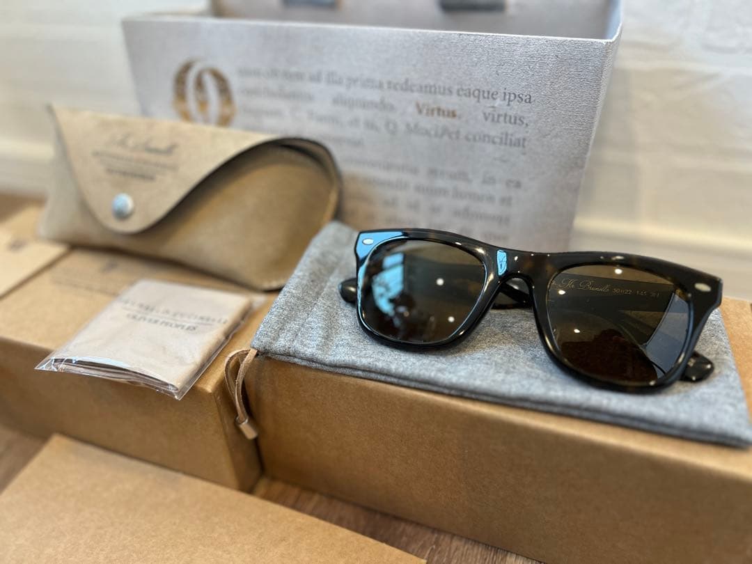【試着のみ】完売品 Oliver Peoples ×ブルネロクチネリ サングラス
