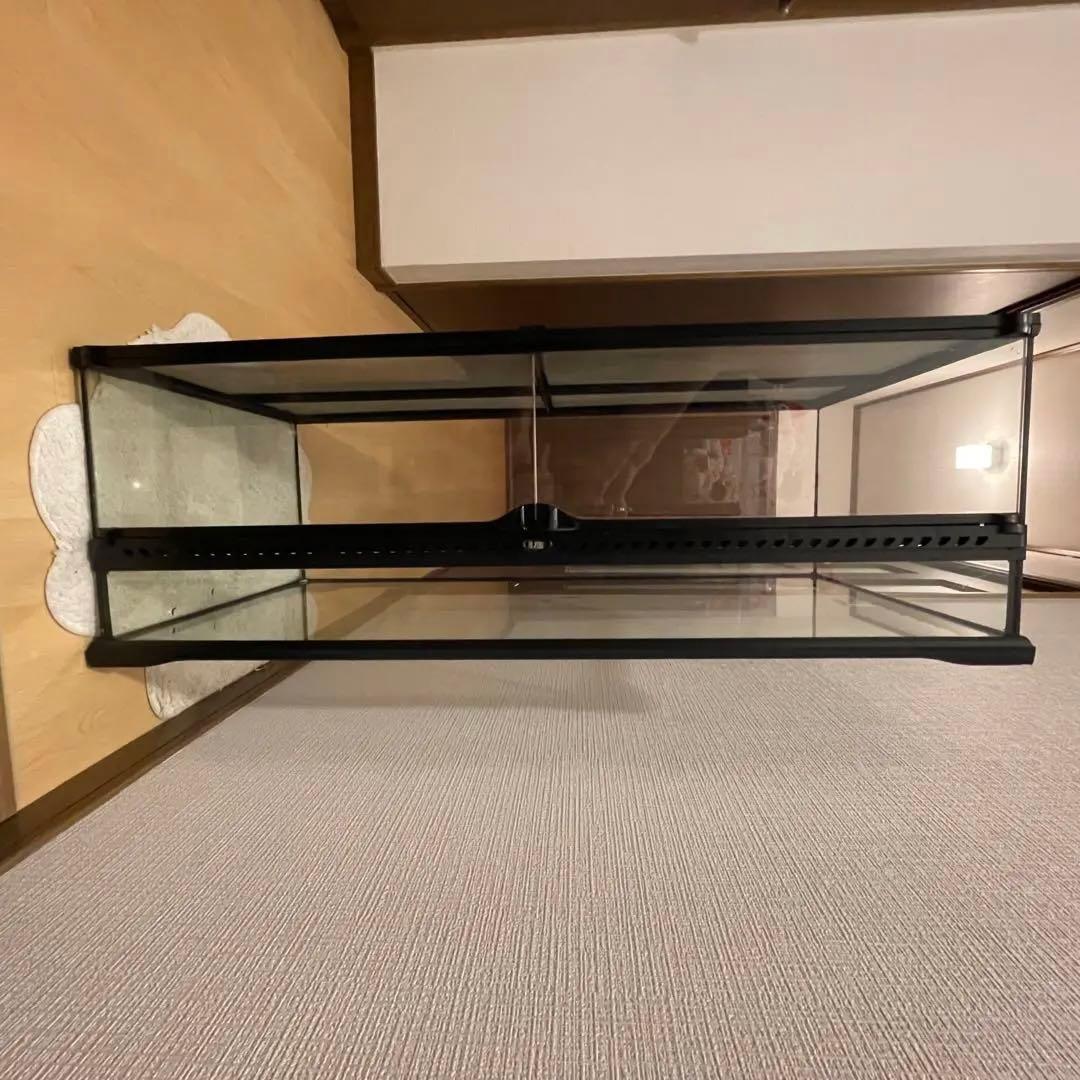 『福岡県那珂川市現地引渡し』グラステラリウム グラテラ 9030 爬虫類ケージ