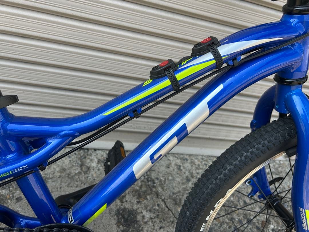 GT 20インチ 青　STOMPER PRIME 20 2021年モデル