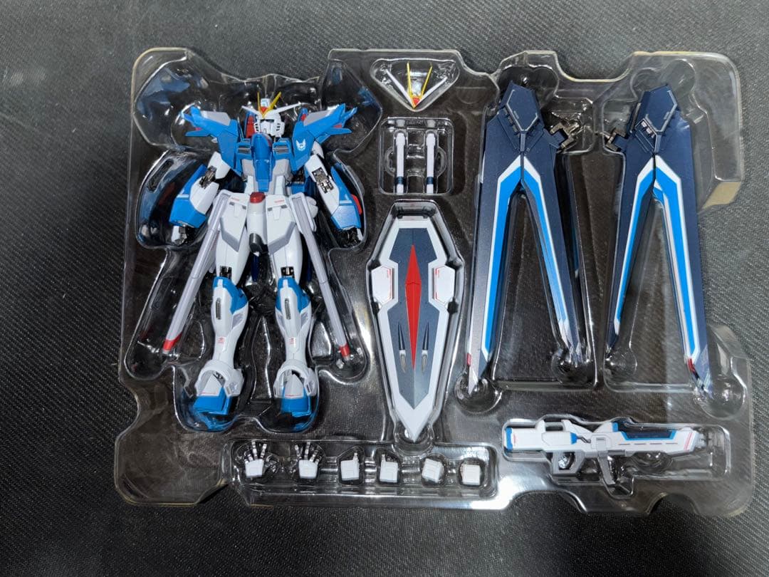 l robot魂　ガンダムSEED FREEDOM シリーズ　セット販売