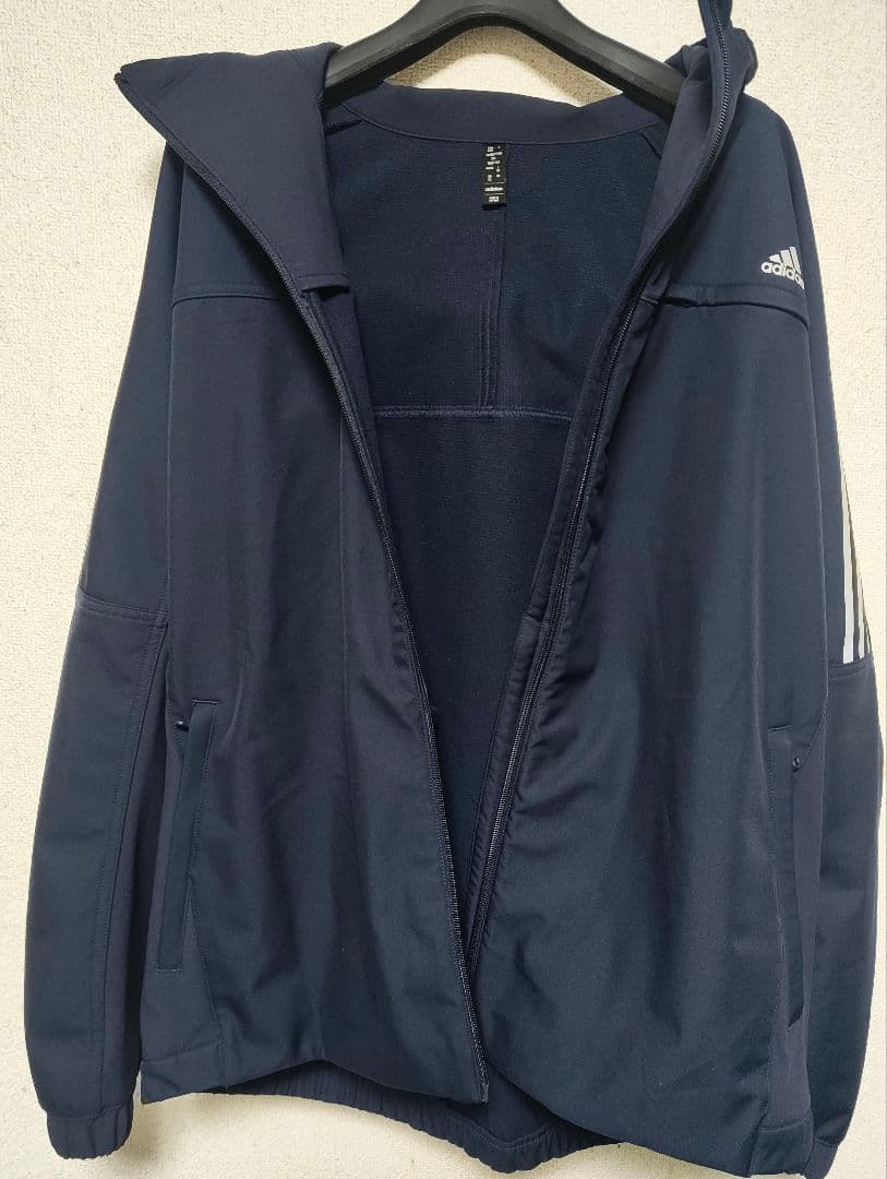 adidasマストハブレギュラーフィットボンデッド フリースフルジップフーディー