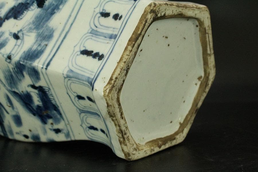 中国美術 青花 古染付 楼閣山水紋 六方 瓶 高25.5cm(RC991)