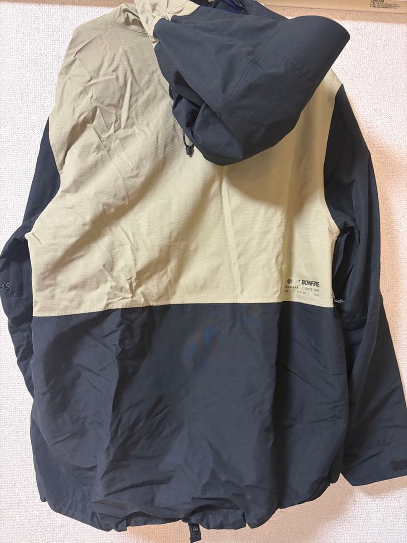 BONFIRE スノーボードウェア フード付き