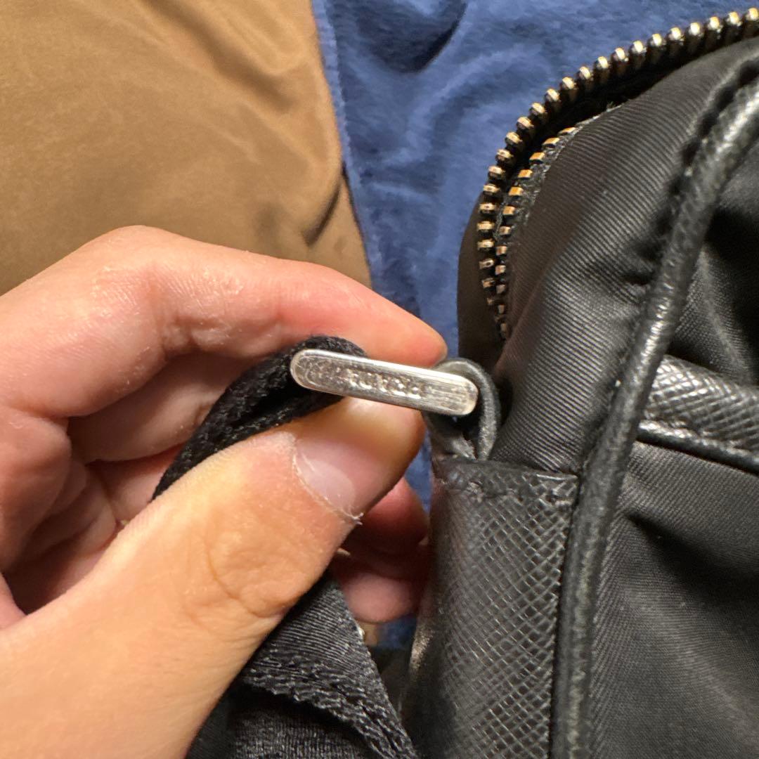 ぱ*イ様 PRADA ブラック ショルダーバッグ