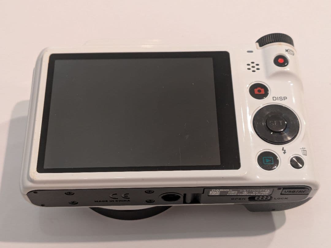 デジタルカメラ CASIO EXILIM EX-H50