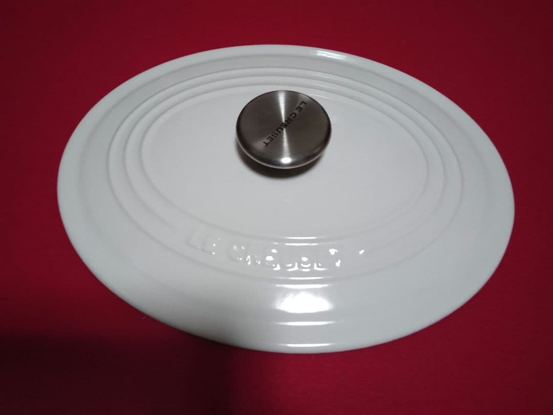 ル・クルーゼ 鋳鉄製　ホワイト　両手鍋 25cm　LE CREUSET　白