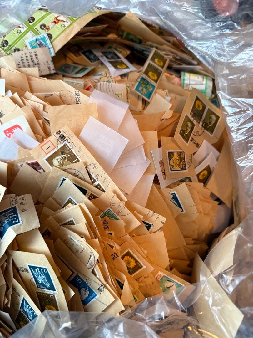 大量使用済切手　約10キロ