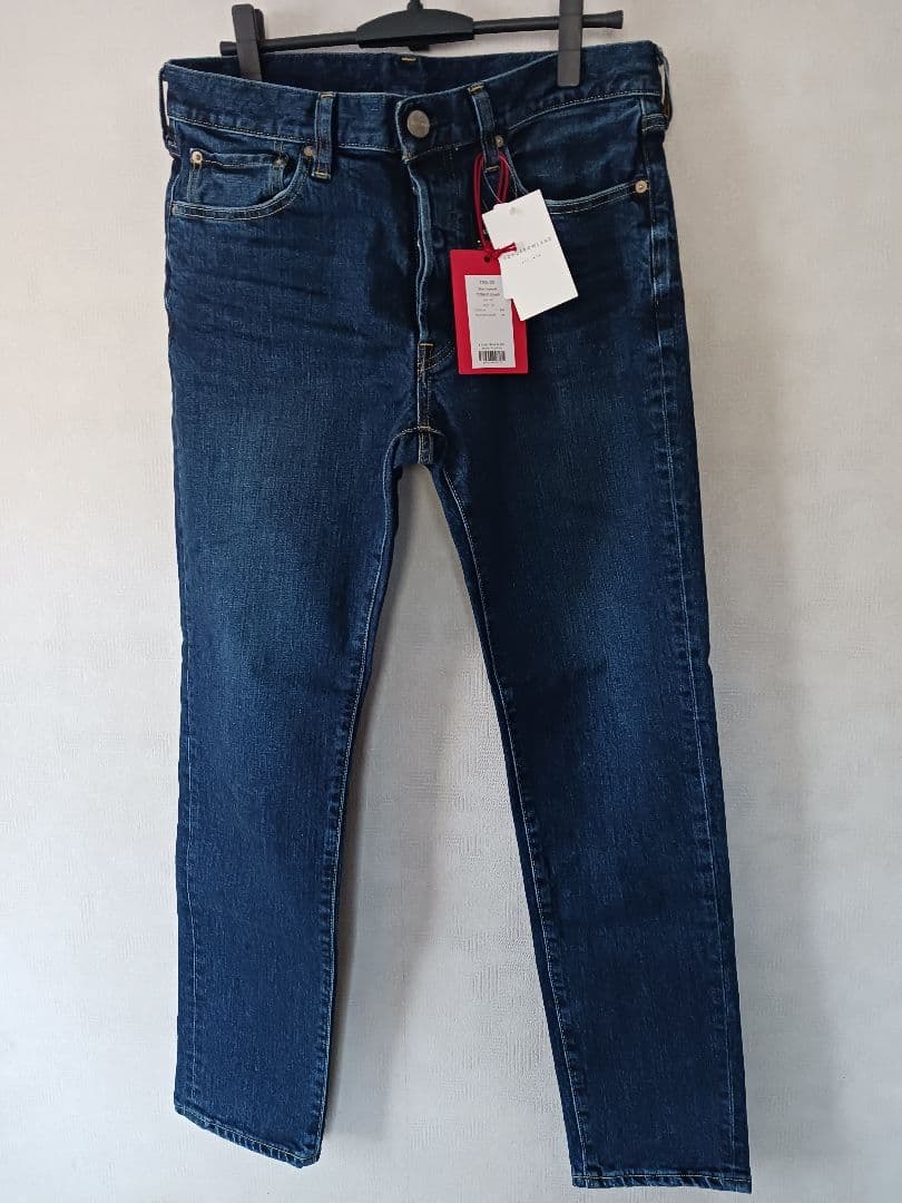 【新品未使用】TOMORROWLAND別注 RED CARD デニムパンツ