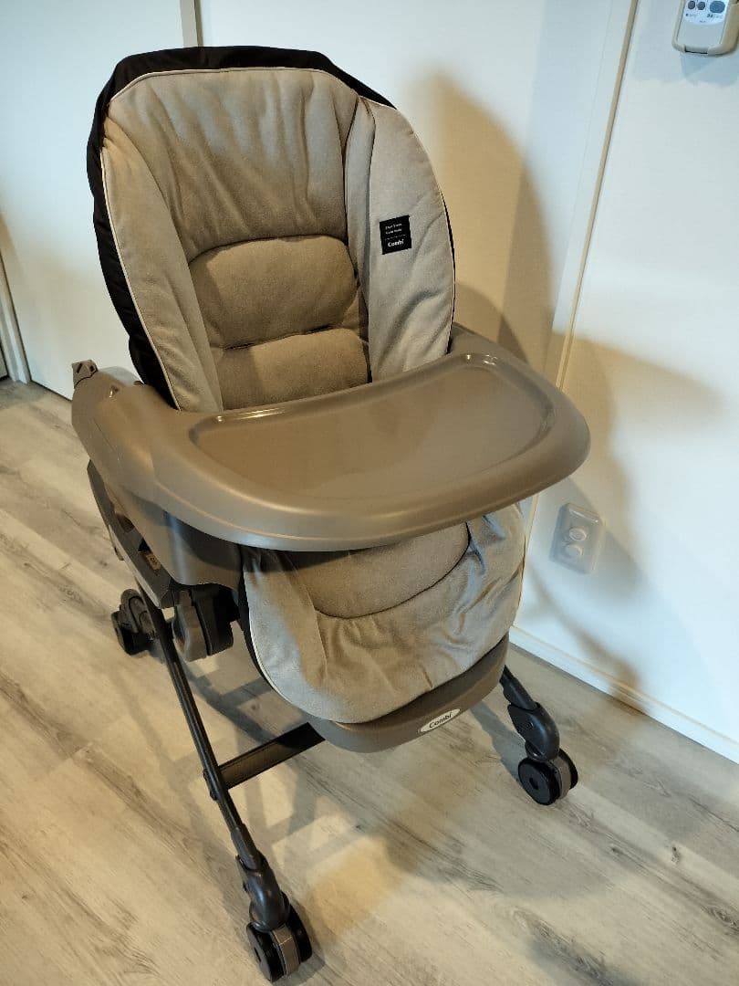 鹿児島発 コンビ ネムリラ AUTOSWING BEDI おやすみドーム付