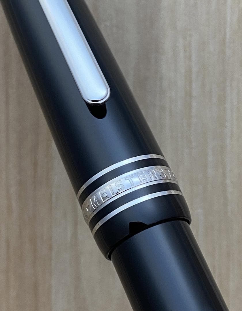 未使用に近い モンブラン ル・グラン 161 ゴールド ボールペン 付属品付