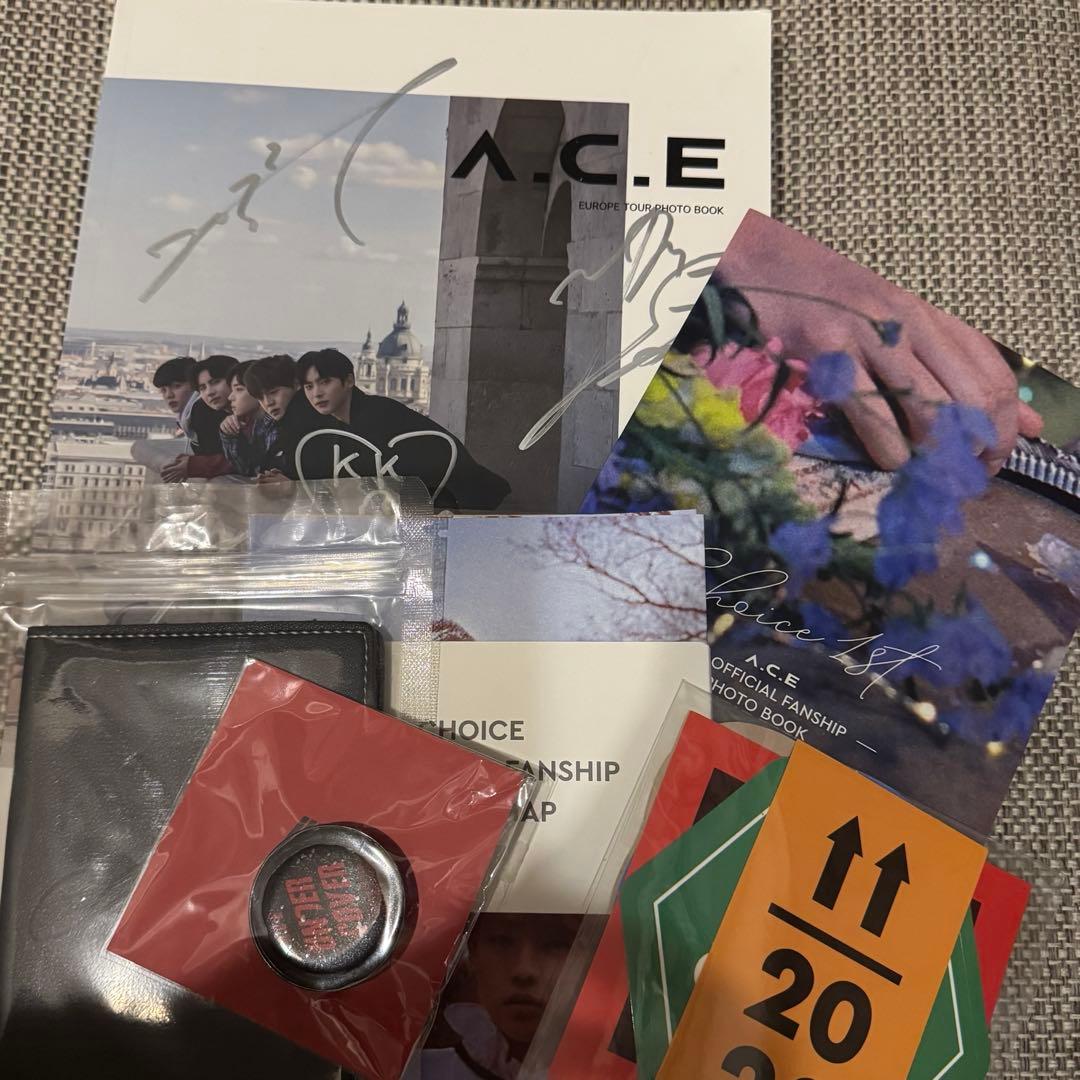 アイドル A.C.E EUROPE TOUR PhotoBook