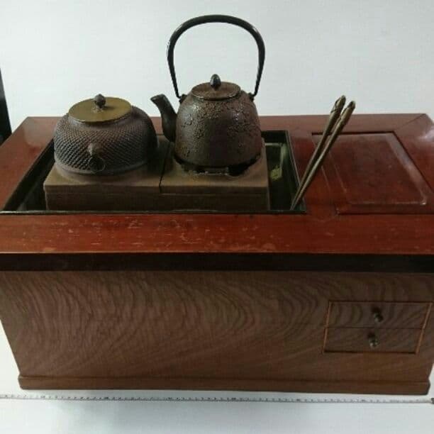 骨董ー長手火鉢