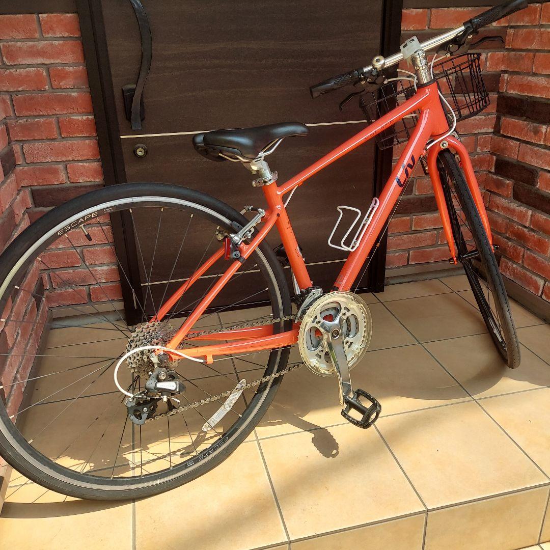 GIANT Liv　サーモンピンク色　クロスバイク 　700×30c