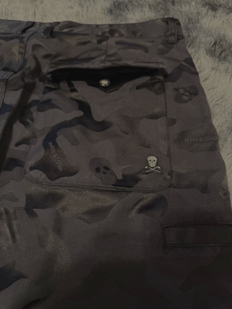 h*f様 マークアンドロナ 補正スリムに　パンツ　ゴルフ　メンズ　　L XL