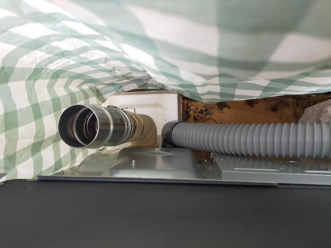 リッキーリンナイ ガスファンヒーター 未使用 ホワイト