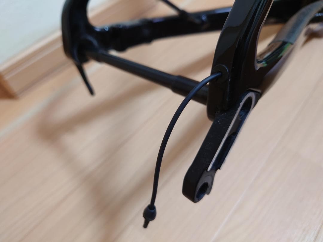 MERIDAスクルトゥーラXSサイズ完全ケーブル内蔵Di2配線バッテリー付