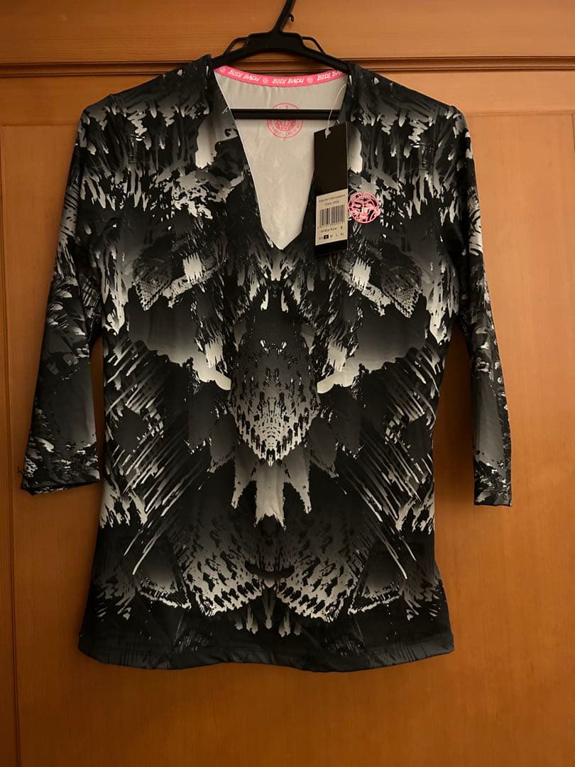 ビディバドゥ　テニスウェア　柄トップス　US-Sサイズ　新品