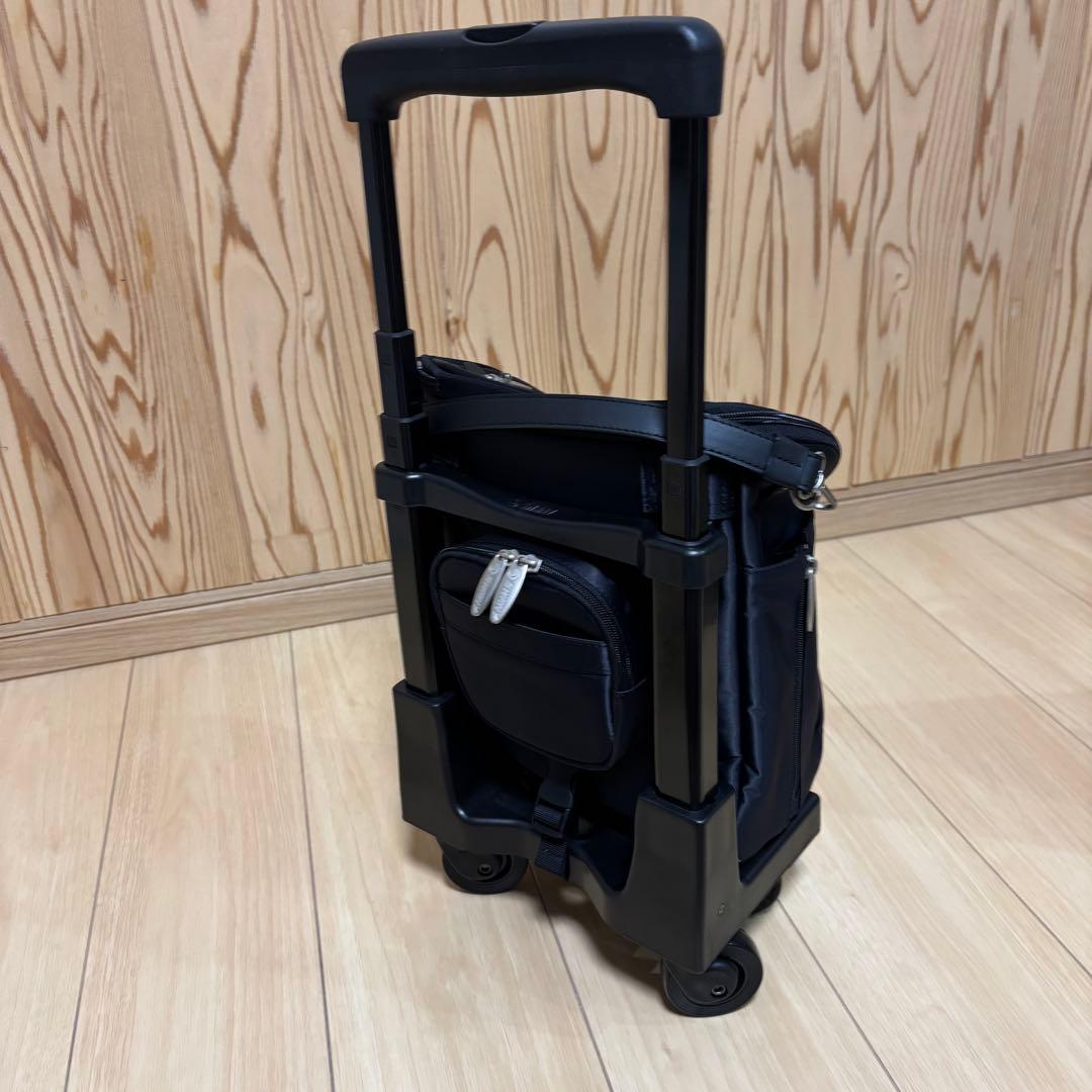 ブラックキャリーカート ナイロン製 伸縮式　SWANY ローラー４輪