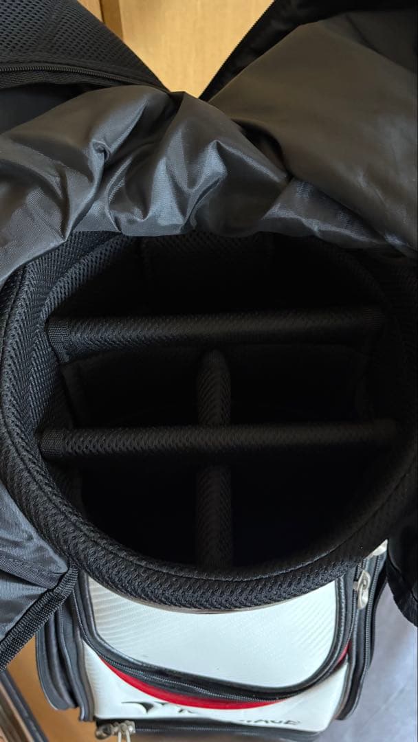 【美品】TOURSTAGE ゴルフキャディバッグ ホワイト・ブラック