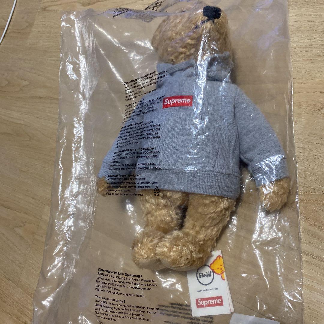 Supreme/Steiff®️ BEAR HTH GREY